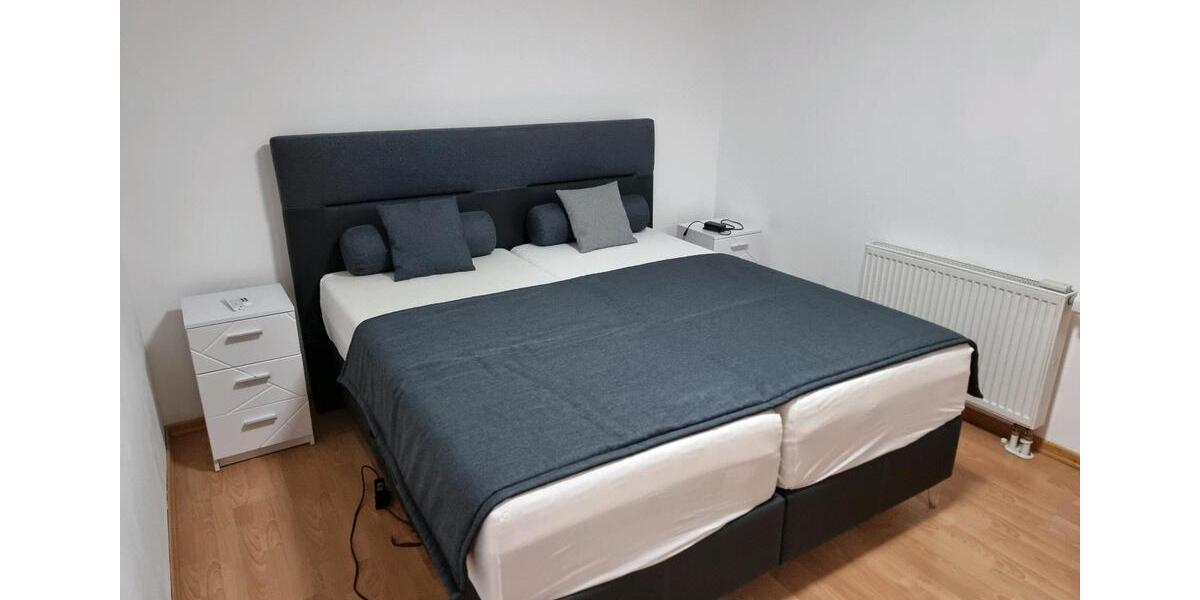 Doppelhaushälfte Straubing - 5 Zimmer, 128 m&sup2;, 1.190&euro; | Angebot:26237543