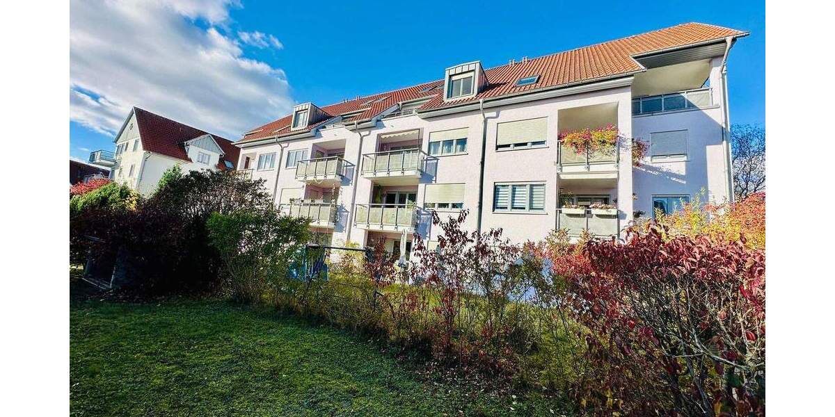 Erstbezug nach Sanierung - charmante 3-R-Gartenwohnung mit Terrasse und TG-Stellplatz 3 zimmer
