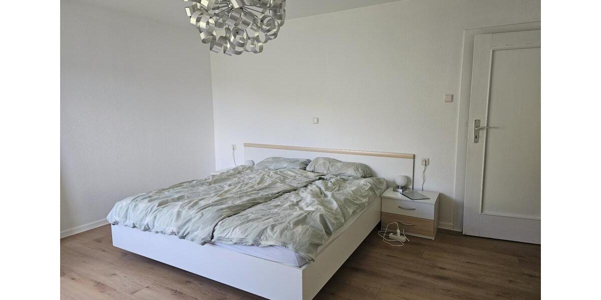 Wohnen auf Zeit Melsbach - 6 Zimmer, 150 m&sup2;, 1.100&euro; | Angebot:26437329