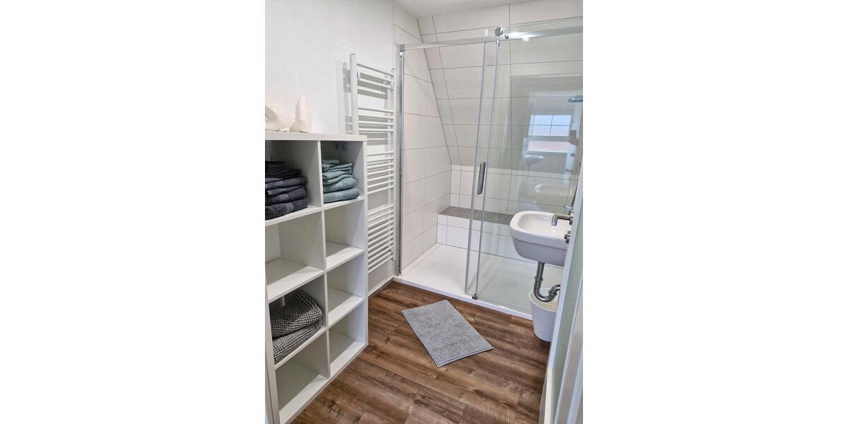 Dachgeschoßwohnung Kitzingen - 2 Zimmer, 86 m&sup2;, 1.200&euro; | Angebot:20935440