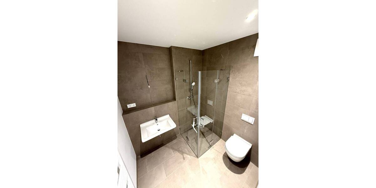 Etagenwohnung Hannover Vahrenwald - 2 Zimmer, 66 m&sup2;, 1.150&euro; | Angebot:25731324