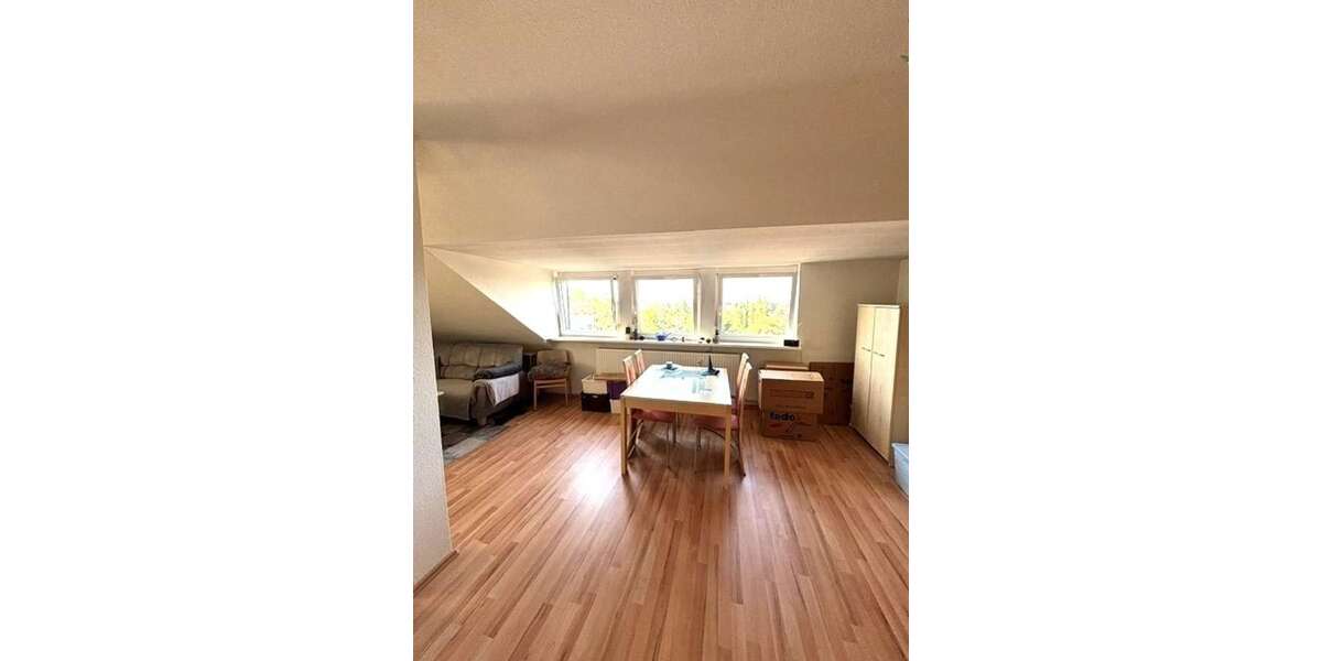 Etagenwohnung Kassel Harleshausen - 3 Zimmer, 76 m&sup2;, 560&euro; | Angebot:27236412