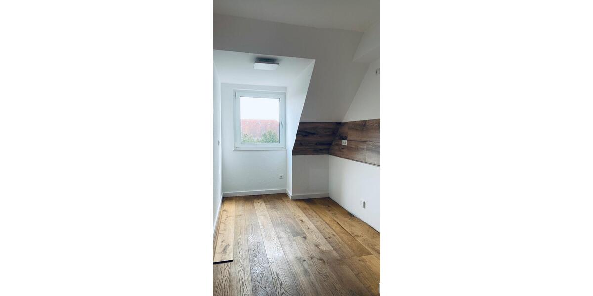 Maisonettenwohnung Bad Lippspringe - 2.5 Zimmer, 85 m&sup2;, 800&euro; | Angebot:25054617