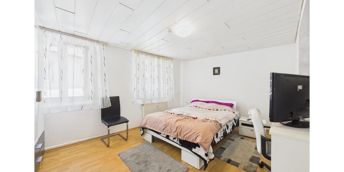 Etagenwohnung Neuffen - 3 Zimmer, 86 m&sup2;, 1.050&euro; | Angebot:24491252