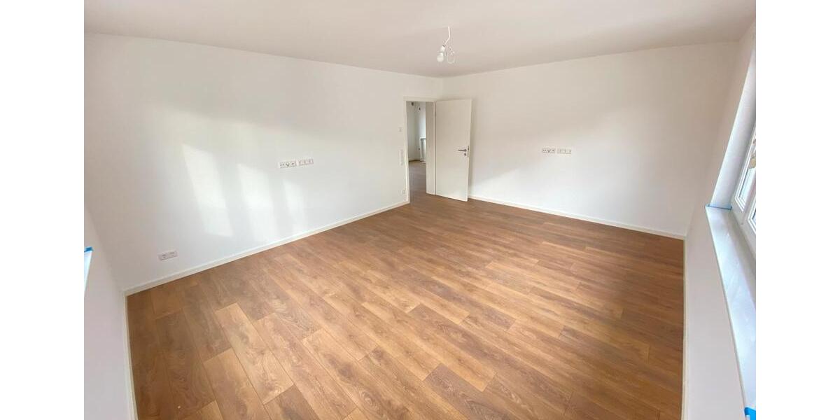Etagenwohnung Schorndorf - 3.5 Zimmer, 82 m&sup2;, 1.300&euro; | Angebot:26600785