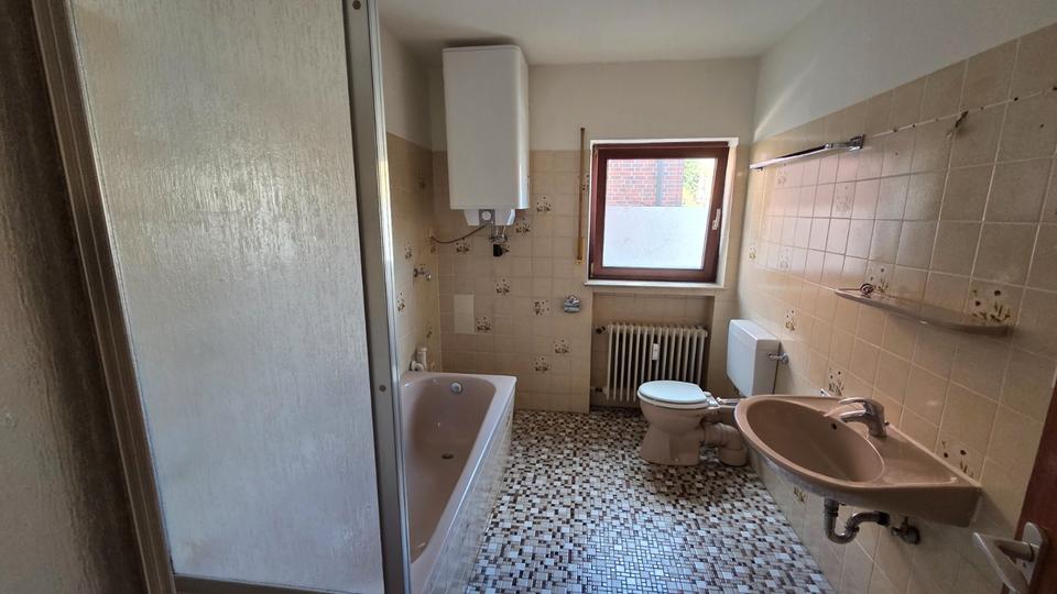 Erdgeschoßwohnung Bad Salzuflen - 2.5 Zimmer, 64 m&sup2;, 865&euro; | Angebot:26213276