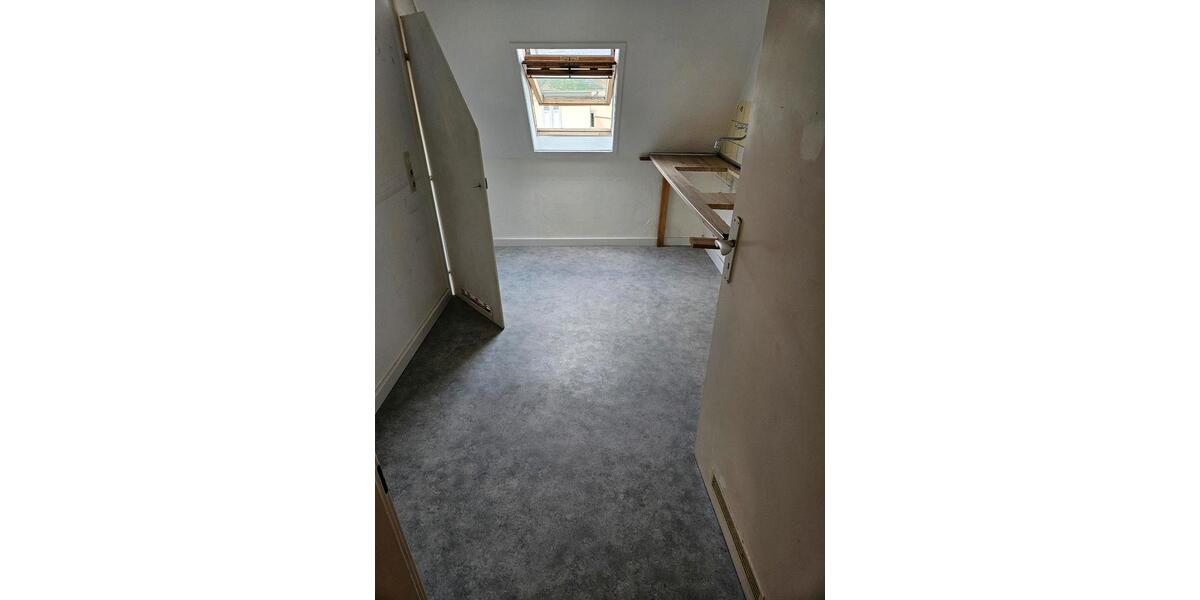 Dachgeschoßwohnung Gießen Wieseck - 1 Zimmer, 60 m&sup2;, 600&euro; | Angebot:26330032