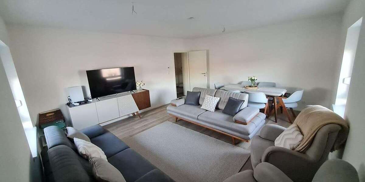 Etagenwohnung Grünberg - 2.5 Zimmer, 90 m&sup2;, 925&euro; | Angebot:27031821