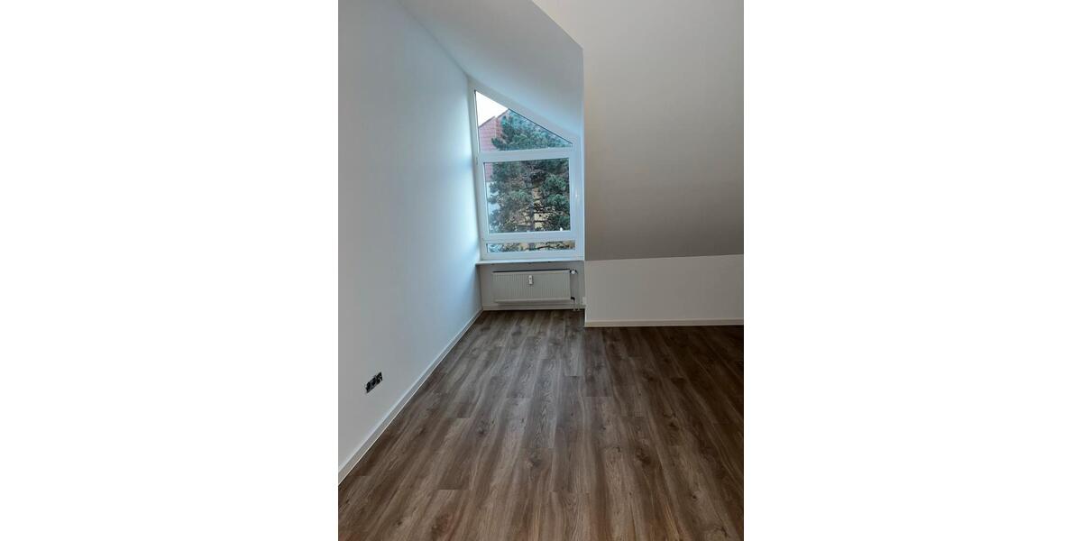 Dachgeschoßwohnung Darmstadt Darmstadt-West - 2.5 Zimmer, 84 m&sup2;, 1.420&euro; | Angebot:24616838