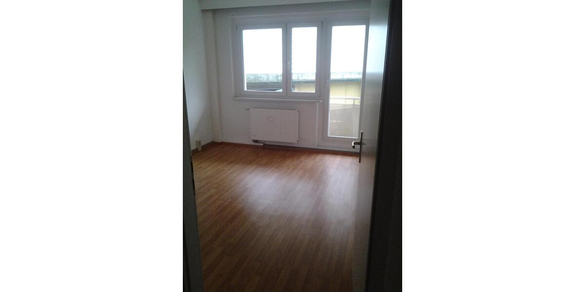 Etagenwohnung Eisenach - 2 Zimmer, 49 m&sup2;, 265&euro; | Angebot:12321968