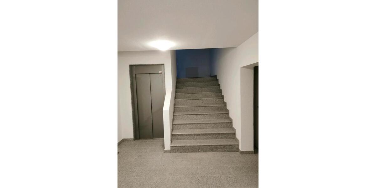 Etagenwohnung Zwiesel - 3 Zimmer, 95 m&sup2;, 950&euro; | Angebot:26596706