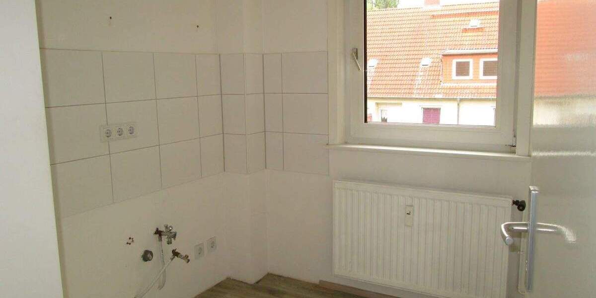 Etagenwohnung Salzgitter Lebenstedt - 3 Zimmer, 47 m&sup2;, 289&euro; | Angebot:26142490