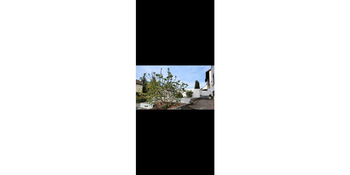 Etagenwohnung Solms - 3 Zimmer, 76 m&sup2;, 900&euro; | Angebot:26652238