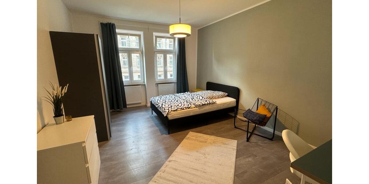 WG Zimmer in 4er Frauen-WG Room in women’s shared appartment 1 zimmer