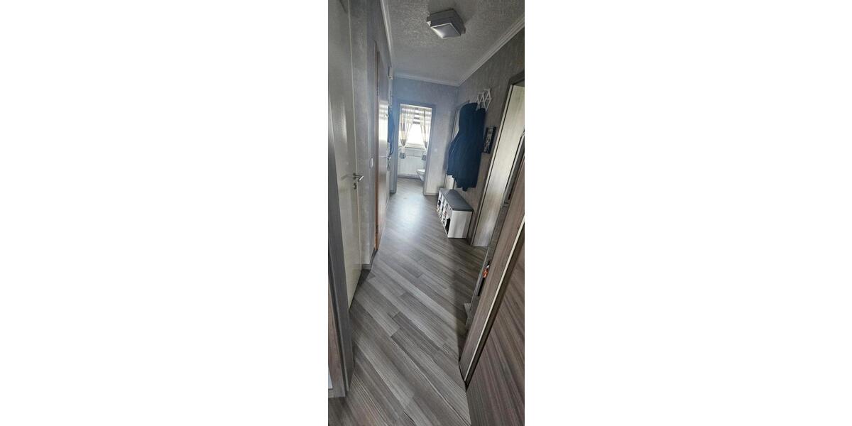 Etagenwohnung Hameln Kernstadt - 4 Zimmer, 96 m&sup2;, 900&euro; | Angebot:26588565