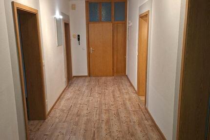 Wohnung Bitburg - 4 Zimmer, 102 m&sup2;, 950&euro; | Angebot:24981477