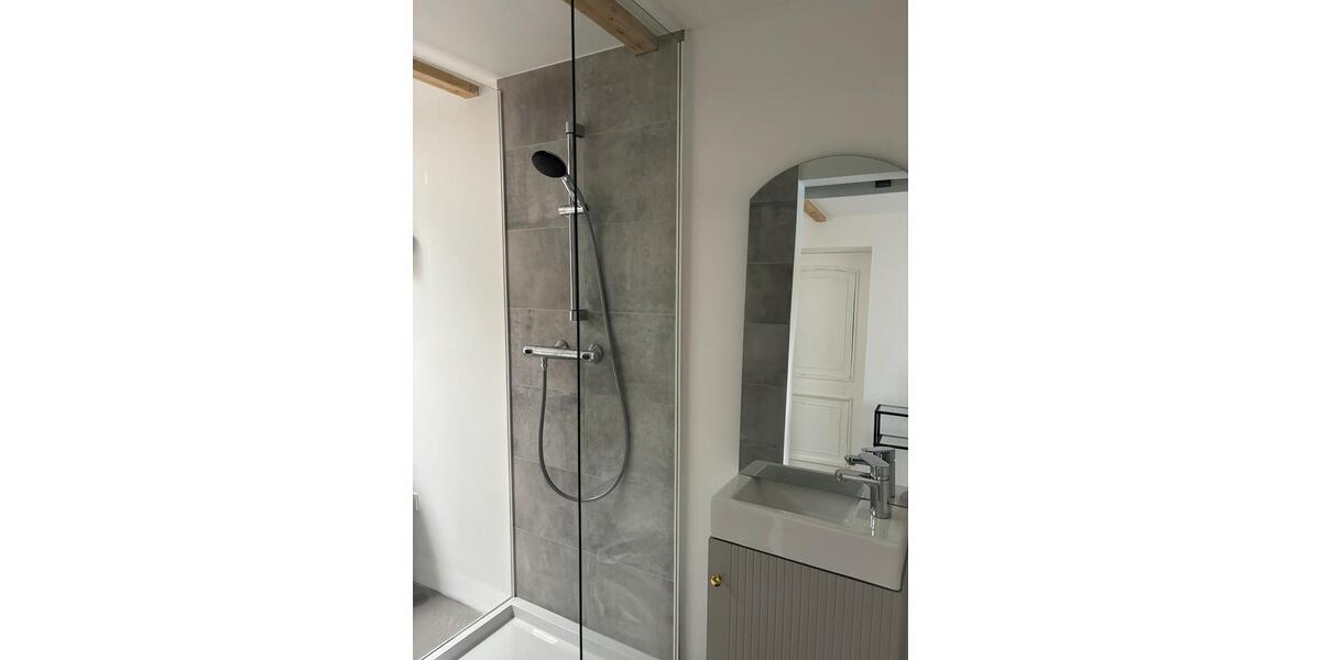 Wohnen auf Zeit Düsseldorf Stadtbezirk 6 - 1 Zimmer, 21 m&sup2;, 85&euro; | Angebot:25649842