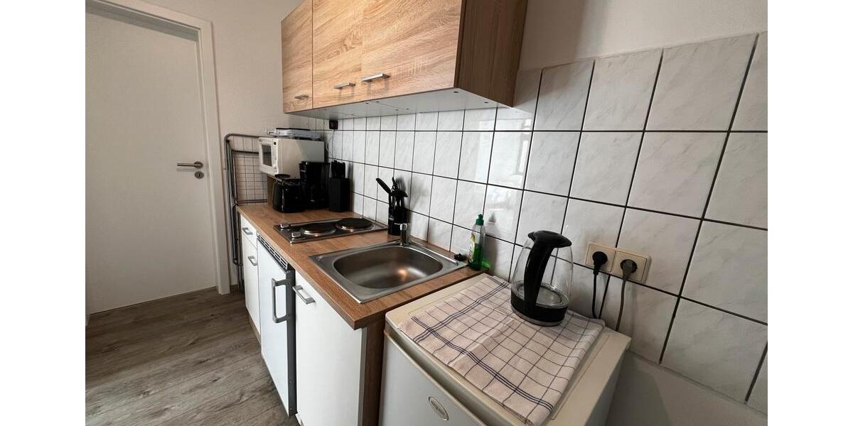 Wohnen auf Zeit Crimmitschau - 4 Zimmer, 105 m&sup2;, 15&euro; | Angebot:24788954
