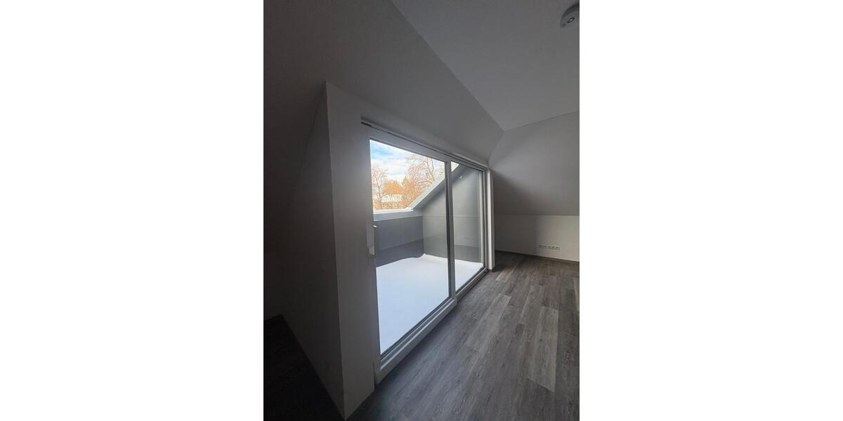 Etagenwohnung Auerbach/Vogtland Vogtland - 3 Zimmer, 102 m&sup2;, 700&euro; | Angebot:23844966