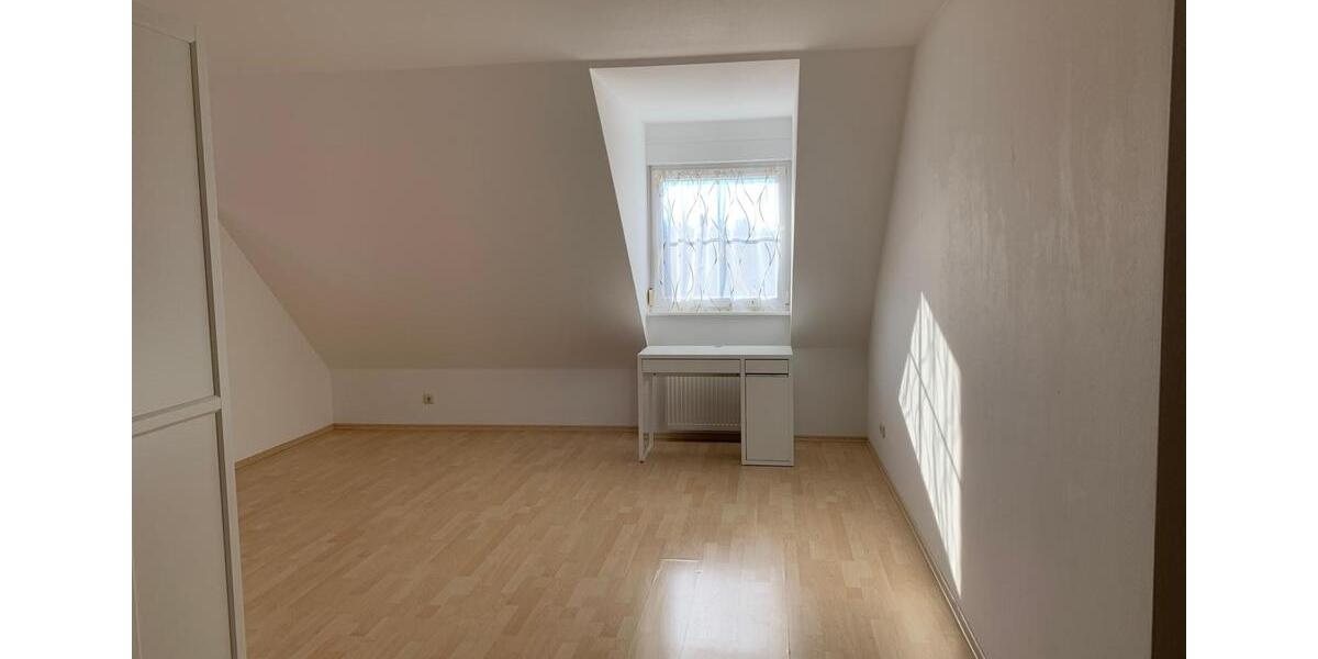 Dachgeschoßwohnung Peiting - 3 Zimmer, 51 m&sup2;, 779&euro; | Angebot:26646652