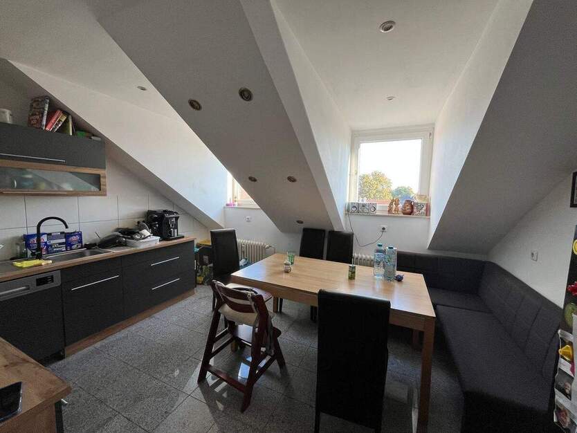 Großzügige und helle 4-Zimmer-Wohnung im Herzen von Feucht 4 zimmer