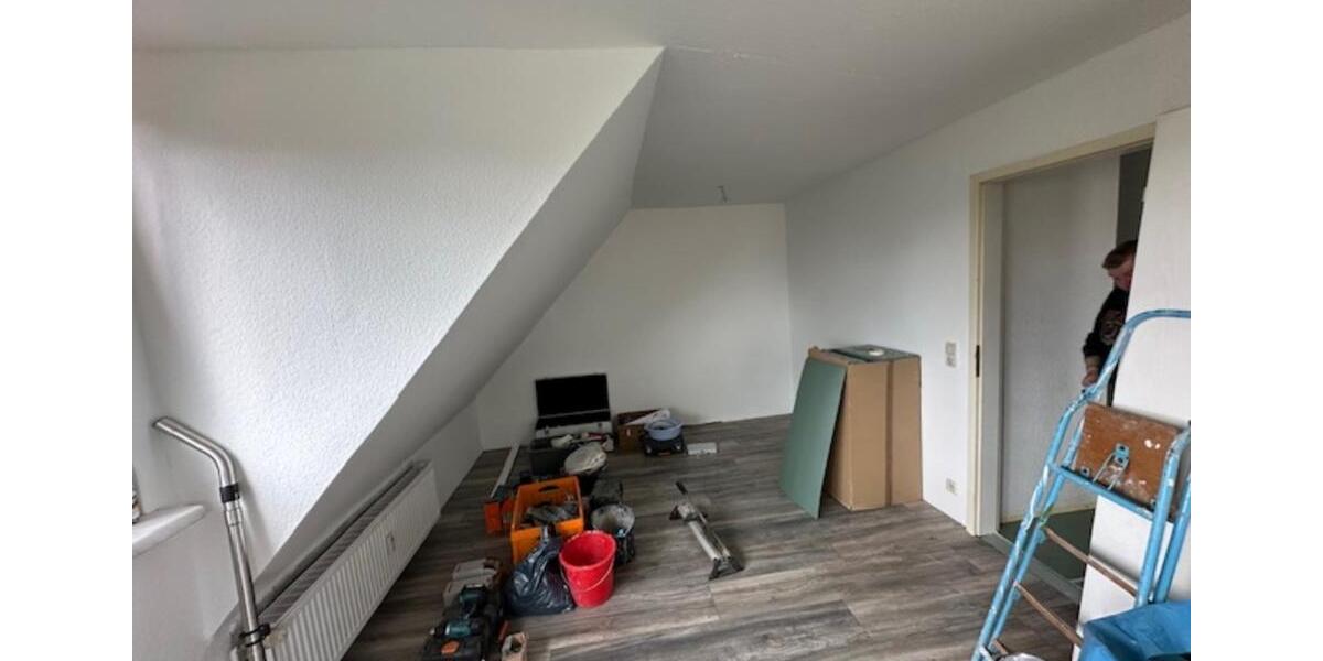 Dachgeschoßwohnung Warburg - 4 Zimmer, 86 m&sup2;, 550&euro; | Angebot:25309698