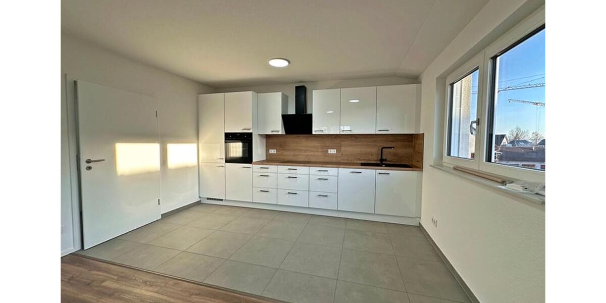 Dachgeschoßwohnung Gäufelden - 3 Zimmer, 79 m&sup2;, 1.190&euro; | Angebot:25857980