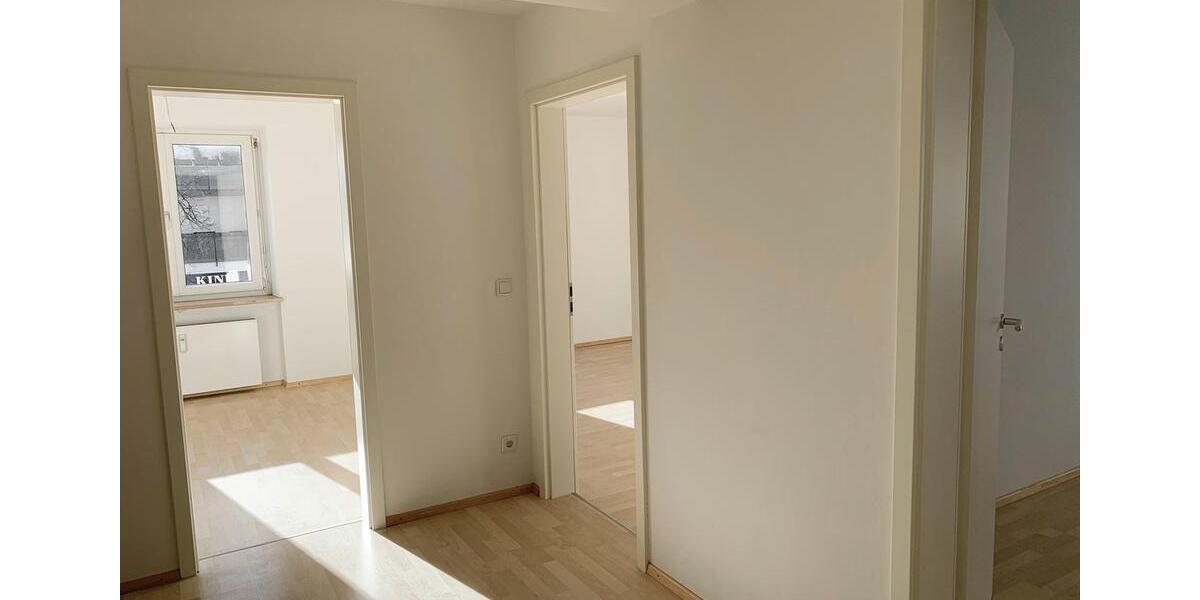 Etagenwohnung Geretsried - 3 Zimmer, 97 m&sup2;, 1.450&euro; | Angebot:24803138