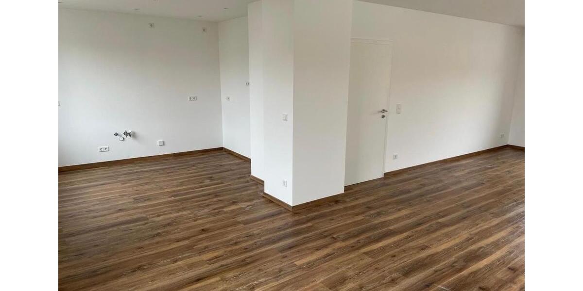Erdgeschoßwohnung Gotha - 3 Zimmer, 86 m&sup2;, 820&euro; | Angebot:24842535