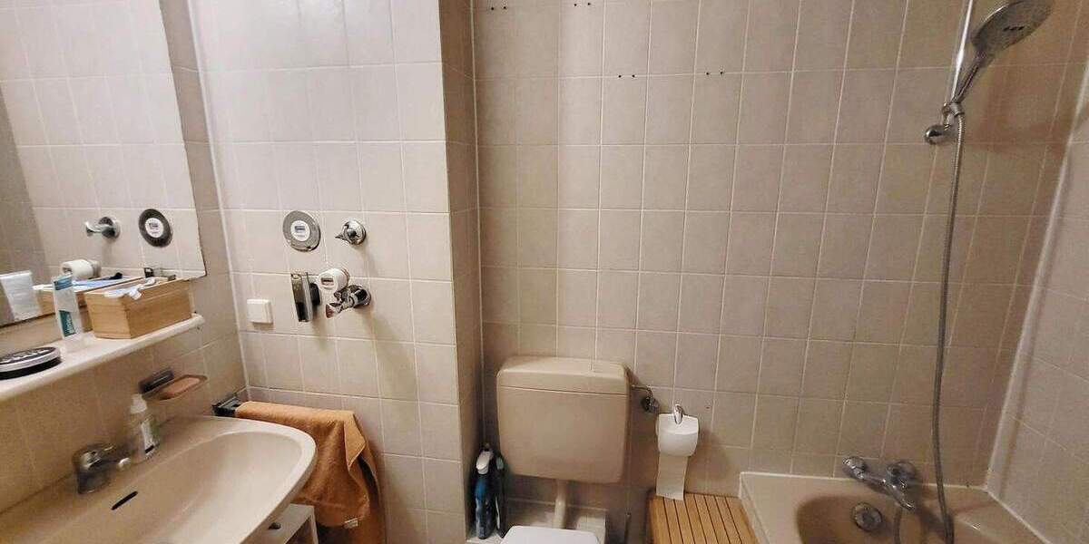 Etagenwohnung Stuttgart Vaihingen - 2 Zimmer, 40 m&sup2;, 820&euro; | Angebot:24794202