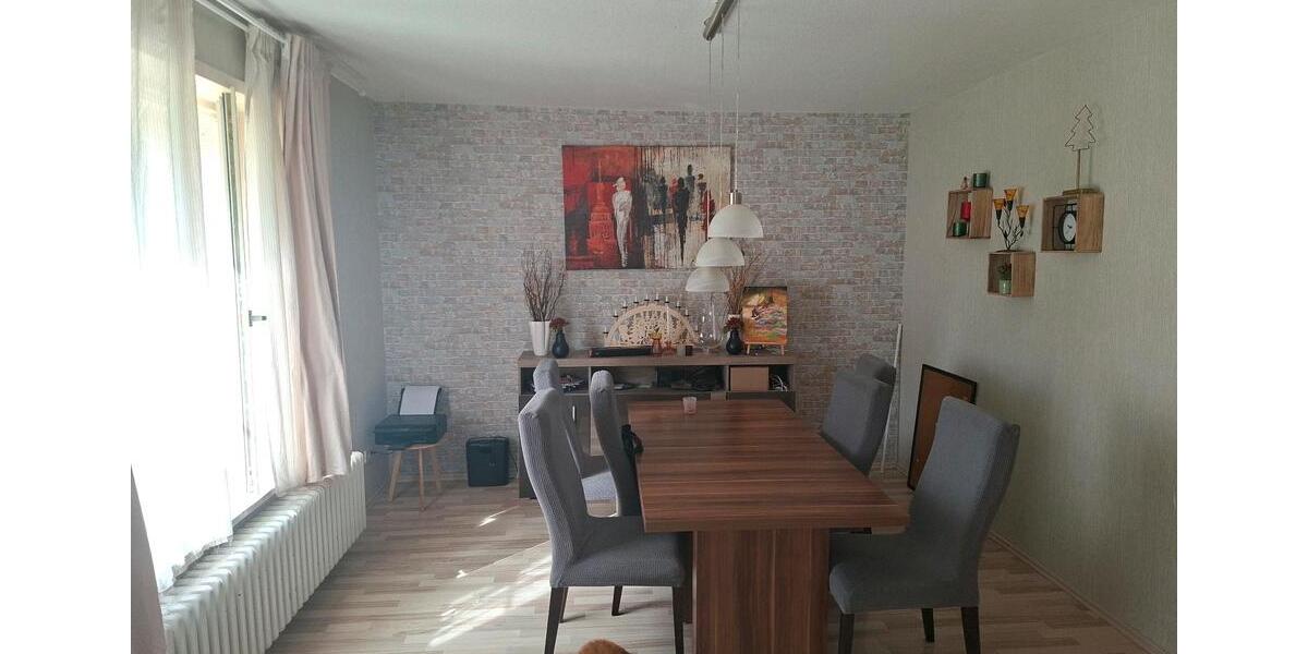 Doppelhaushälfte Schortens - 6 Zimmer, 120 m&sup2;, 850&euro; | Angebot:26025770