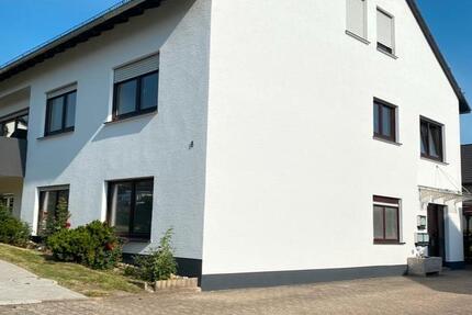 Wohnung Höxter - 4 Zimmer, 130 m&sup2;, 1.150&euro; | Angebot:25393280