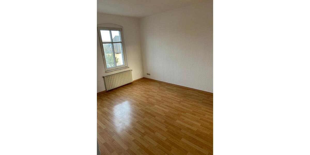 Dachgeschoßwohnung Neubrandenburg - 2 Zimmer, 39 m&sup2;, 350&euro; | Angebot:26422327