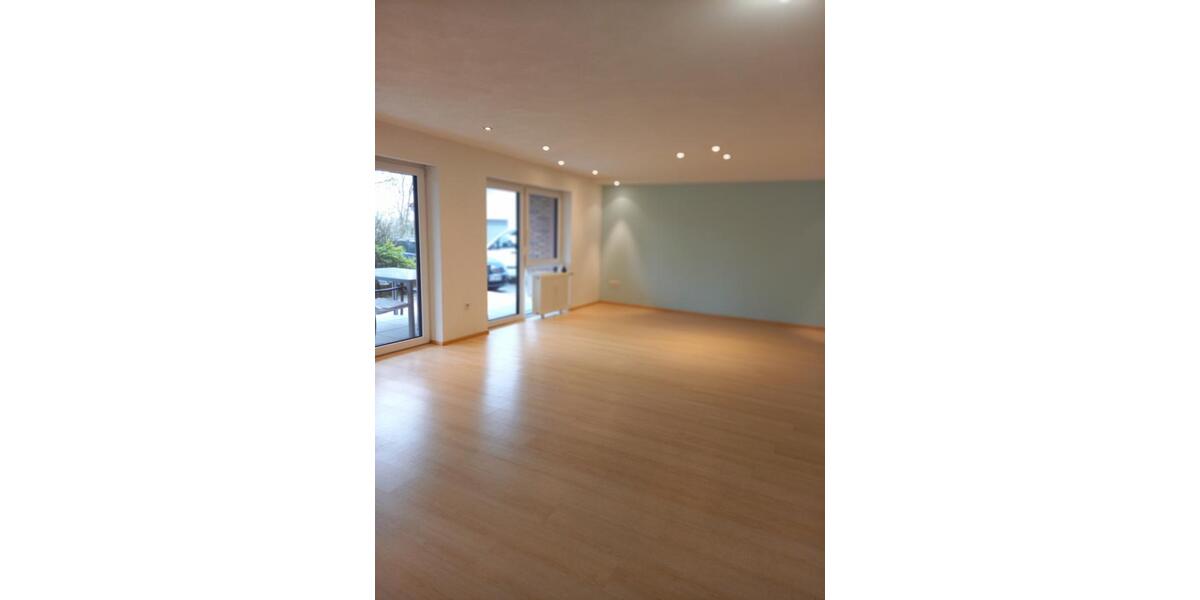 Erdgeschoßwohnung Herrenberg - 2.5 Zimmer, 99 m&sup2;, 1.050&euro; | Angebot:25941983