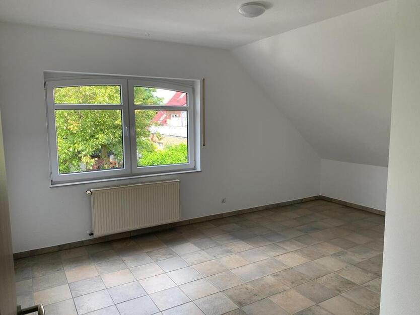 4ZKB Dachgeschoßwohnung 120m² in Bad Zwischenahn zu vermieten