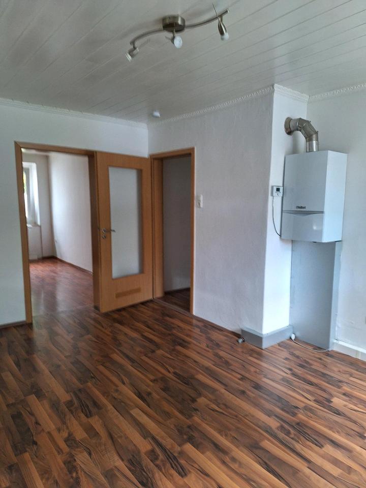 Schöne 2 Zimmer Erdgeschoßwohnung mit Einbauküche