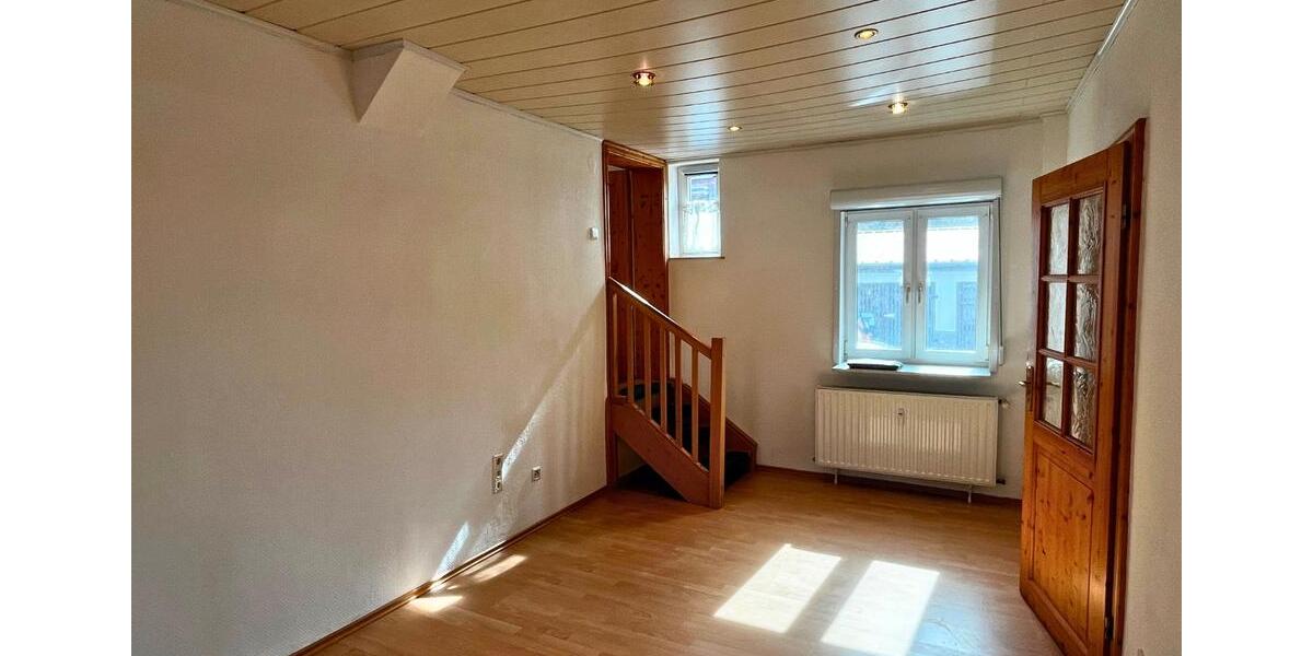 Einfamilienhaus Waldkappel - 4 Zimmer, 157 m&sup2;, 1.340&euro; | Angebot:26220799