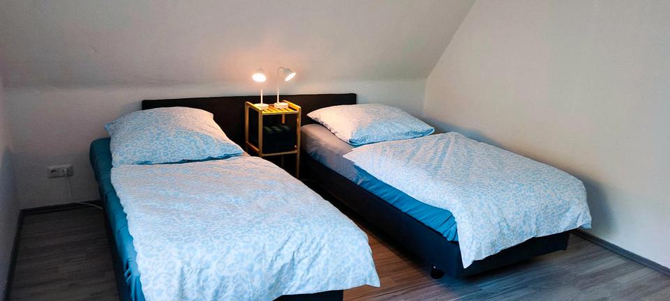 Wohnen auf Zeit Neumünster Brachenfeld/Ruthenberg - 9 Zimmer, 200 m&sup2;, 17&euro; | Angebot:21599588