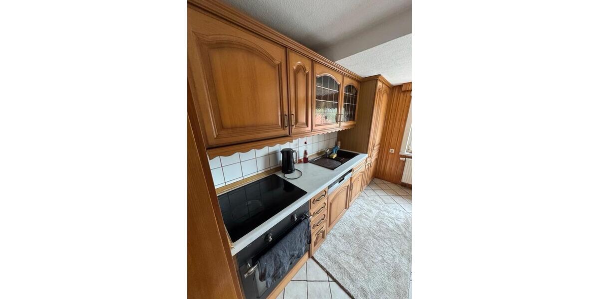 Dachgeschoßwohnung Schwarzatal - 2.5 Zimmer, 82 m&sup2;, 800&euro; | Angebot:25271201