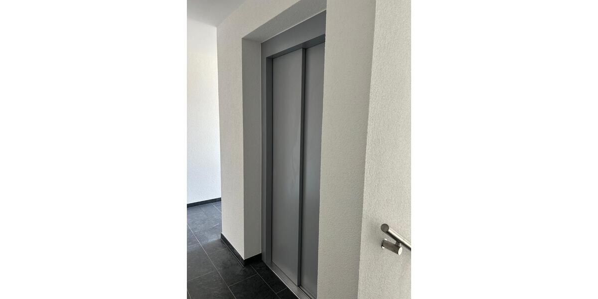 + Hochwertiger Neubau, 3 ZKB Penthouse, Dachterrasse, barrierefrei + 3 zimmer