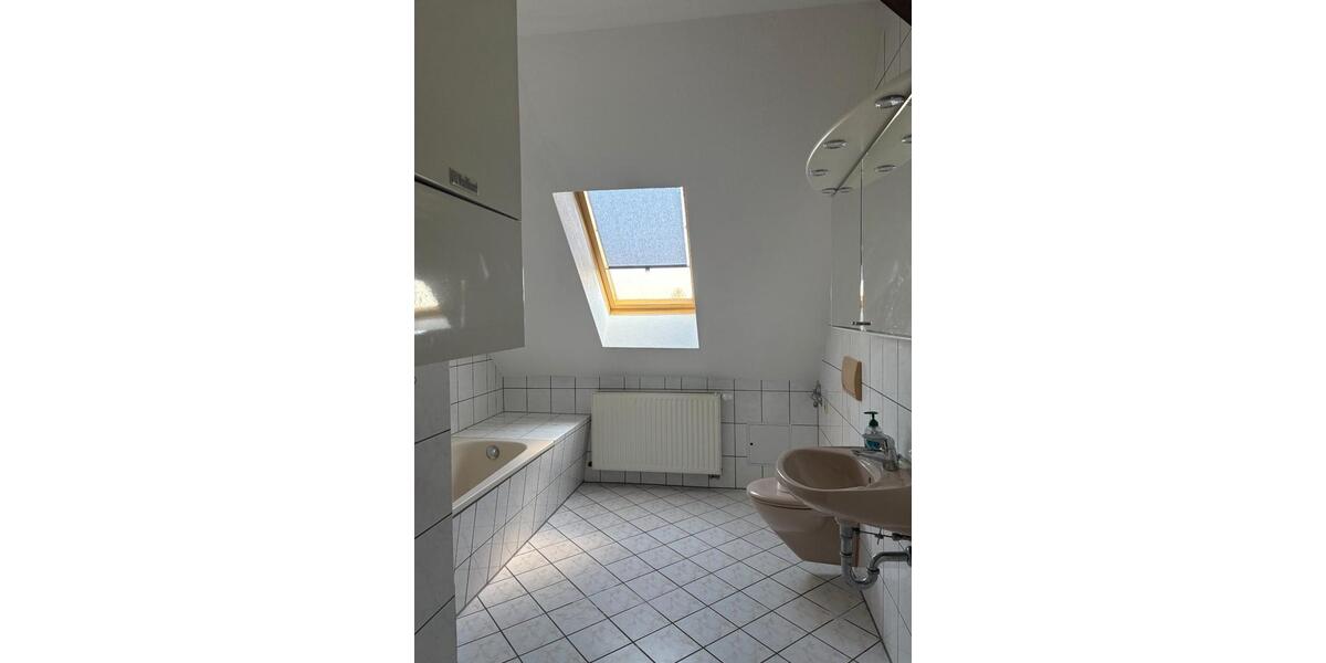 Dachgeschoßwohnung Eilenburg - 1 Zimmer, 45 m&sup2;, 348&euro; | Angebot:27629848
