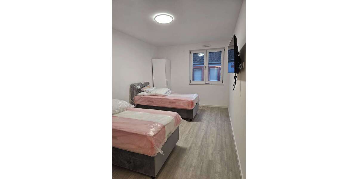 Zimmer Ludwigshafen am Rhein - 2 Zimmer, 1.200&euro; | Angebot:24199800