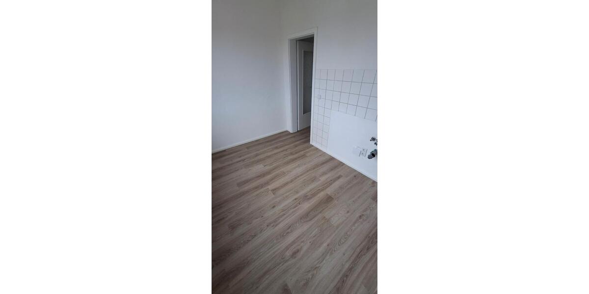 Etagenwohnung Magdeburg Alt Olvenstedt - 1 Zimmer, 36 m&sup2;, 210&euro; | Angebot:25974567