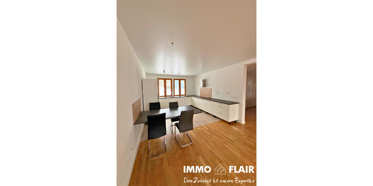 Doppelhaushälfte Wunsiedel - 3 Zimmer, 81 m&sup2;, 840&euro; | Angebot:25304477