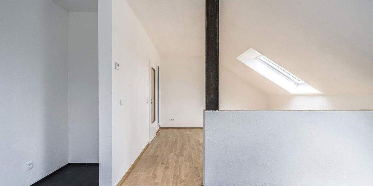 Etagenwohnung Taunusstein Wehen - 4 Zimmer, 86 m&sup2;, 1.190&euro; | Angebot:25274368
