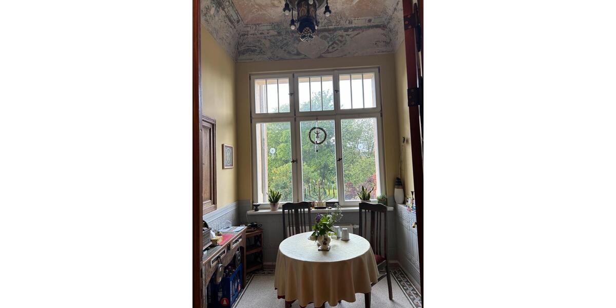 Etagenwohnung Köthen (Anhalt) - 6 Zimmer, 200 m&sup2;, 950&euro; | Angebot:26671069