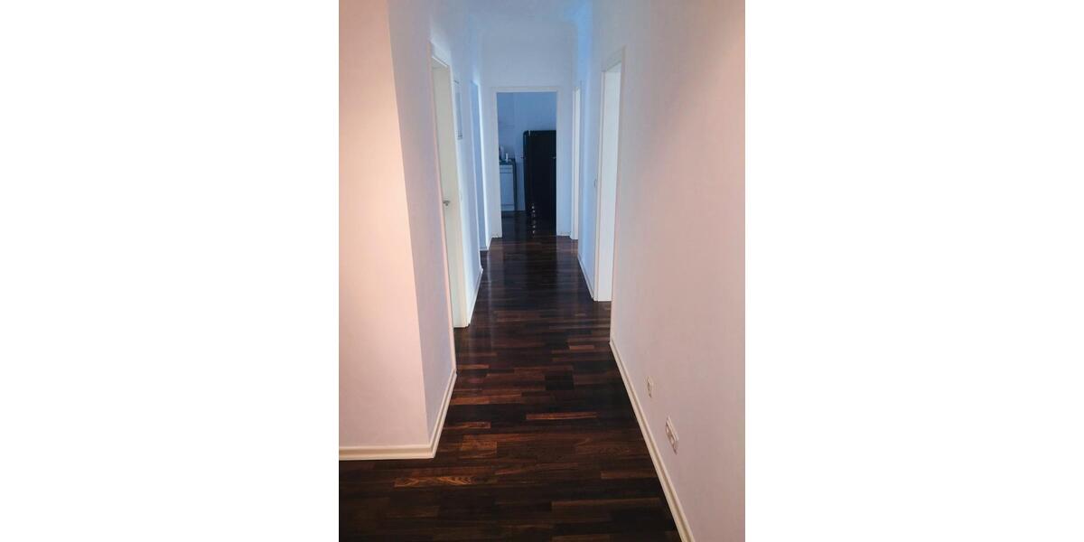 Etagenwohnung Saarbrücken - 2 Zimmer, 80 m&sup2;, 850&euro; | Angebot:26534257