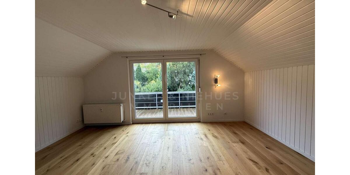Etagenwohnung Oerlinghausen - 4 Zimmer, 120 m&sup2;, 1.200&euro; | Angebot:23246357