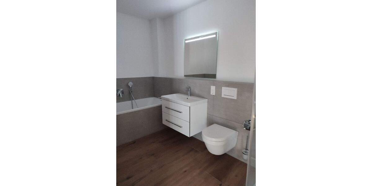 Etagenwohnung Bad Wildungen - 2 Zimmer, 67 m&sup2;, 860&euro; | Angebot:25770189