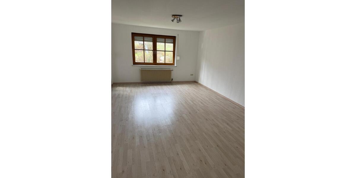 Erdgeschoßwohnung Landsberg am Lech Ellighofen - 3 Zimmer, 80 m&sup2;, 1.300&euro; | Angebot:26047332